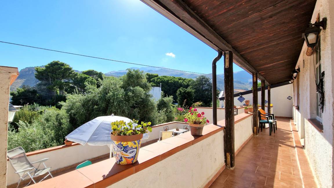 Photo of Patio Balcony in Scopello