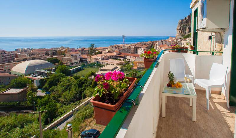 Photo of Others in Cefalu