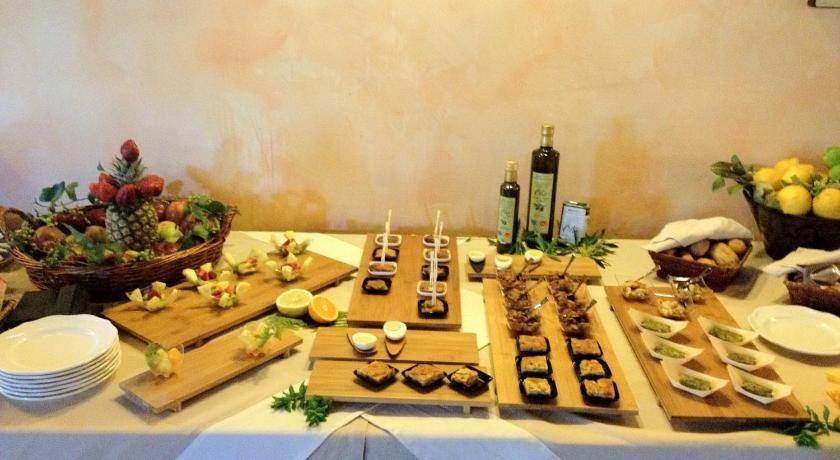 Photo of Kitchen in Mitogio
