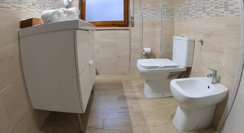 Photo of Bathroom in Quartieri Nuovi della Mosella