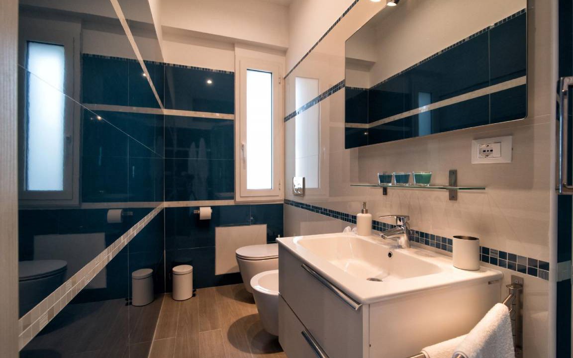 Photo of Bathroom in Giardini Naxos