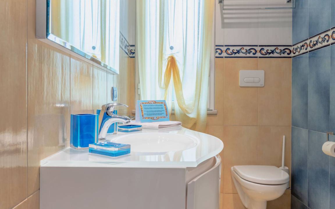 Photo of Bathroom in Capo