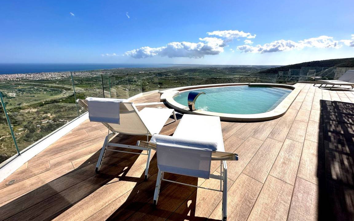 Photo of Patio Balcony in Avola