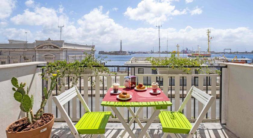 Photo of Patio Balcony in Province of Messina