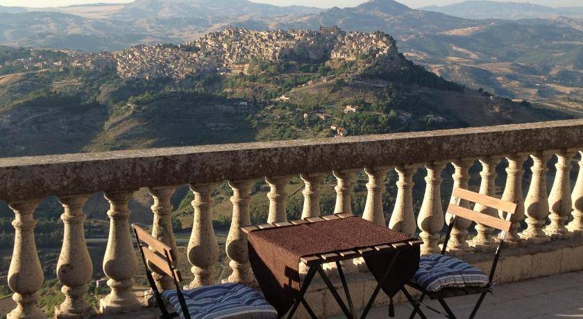 Photo of Patio Balcony in Enna