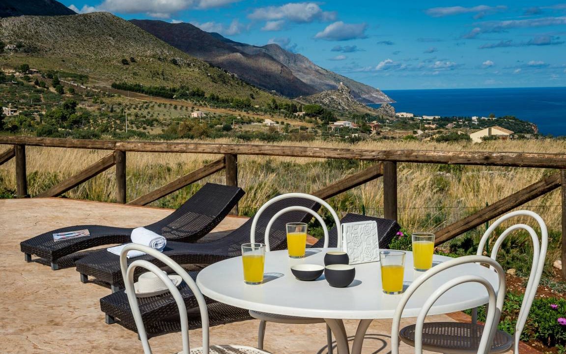 Photo of Patio Balcony in Scopello