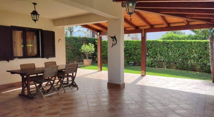 Photo of Patio Balcony in Villa Grazia di Carini
