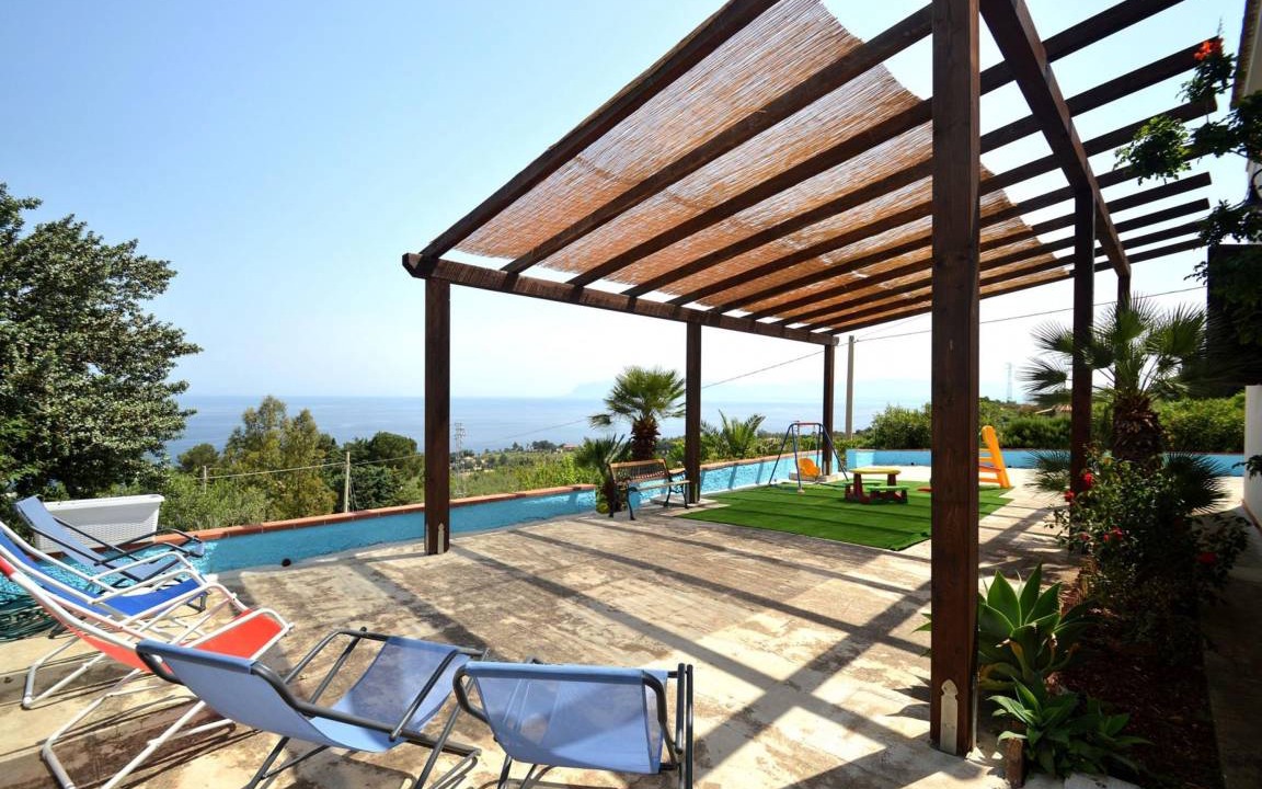 Photo of Patio Balcony in Scopello