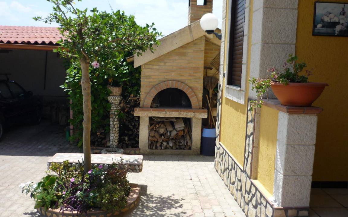 Photo of Others in Licata