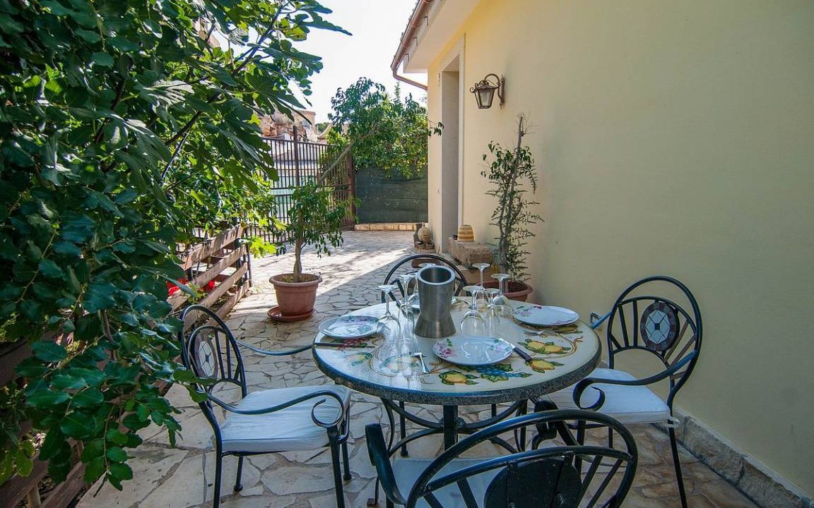 Photo of Patio Balcony in Noto Marina