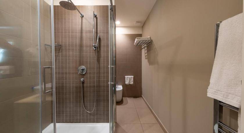 Photo of Bathroom in Picanello-Ognina-Barriera-Canalicchio