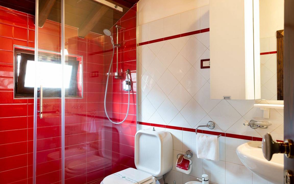 Photo of Bathroom in Pedara