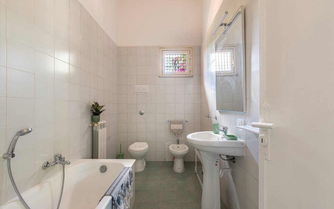 Photo of Bathroom in Mondello
