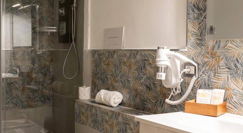 Photo of Bathroom in Quartieri Nuovi della Mosella