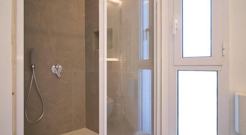 Photo of Bathroom in Bronte