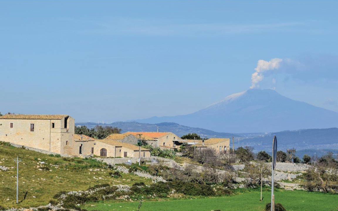 Photo of Others in Noto