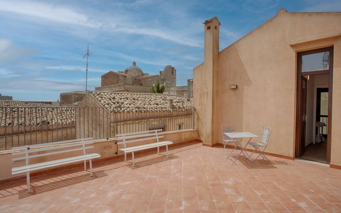 Photo of Patio Balcony in Erice