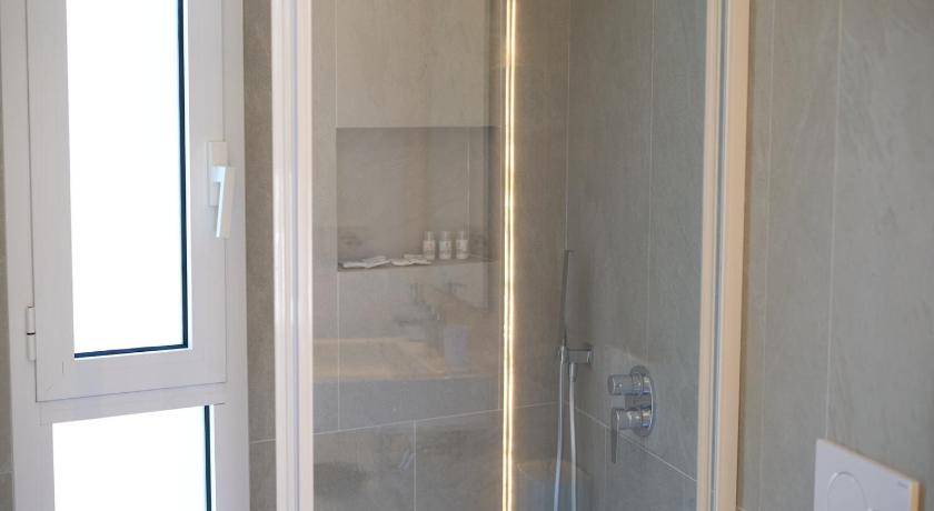 Photo of Bathroom in Bronte