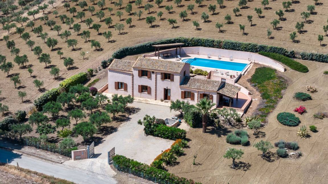 Photo of Buildings in Mockarta