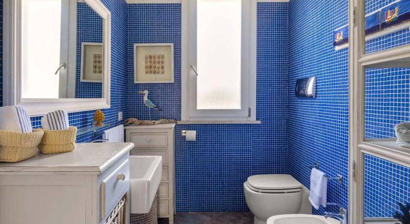 Photo of Bathroom in Favignana