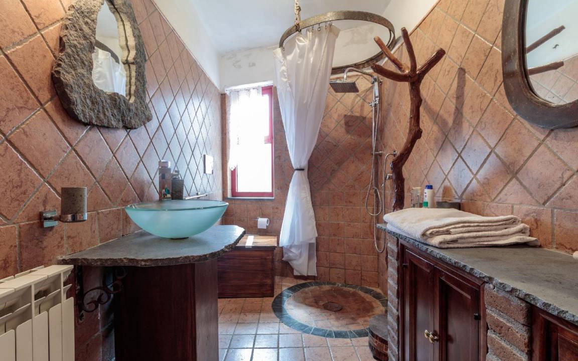 Photo of Bathroom in Piedimonte Etneo