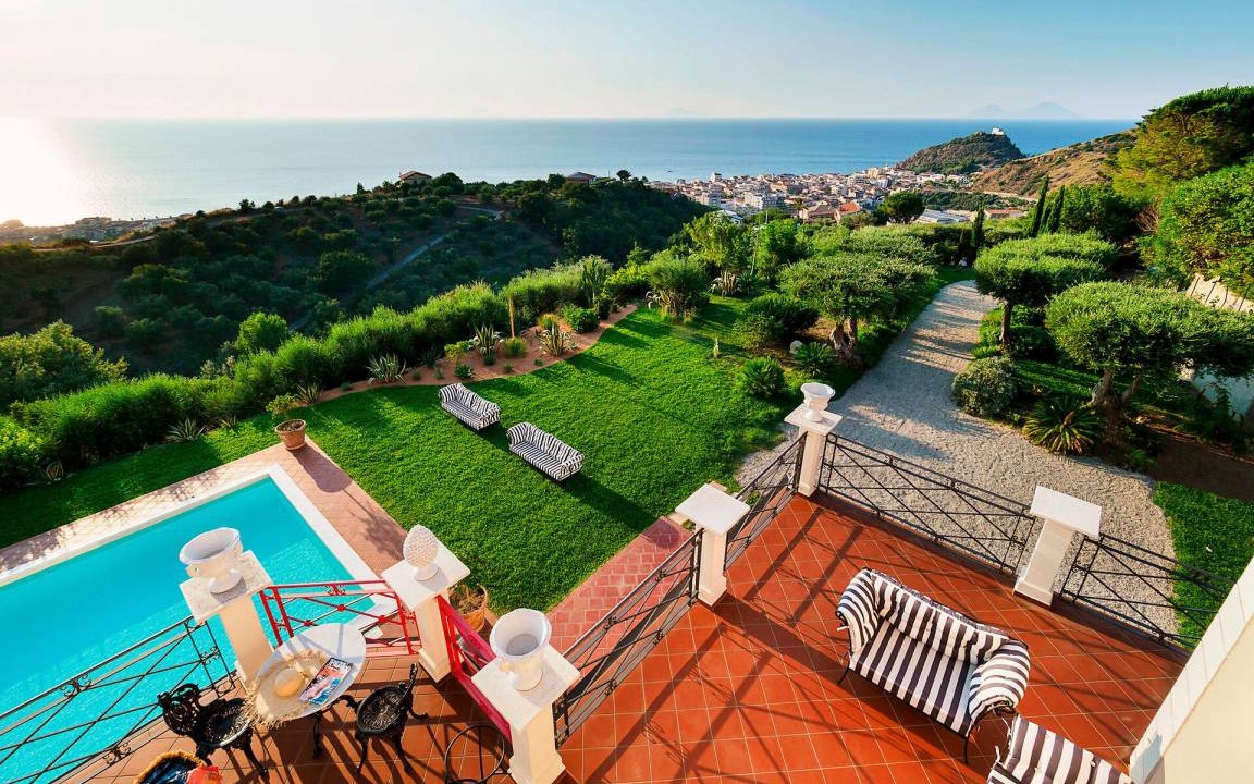 Photo of Patio Balcony in Capo d'Orlando