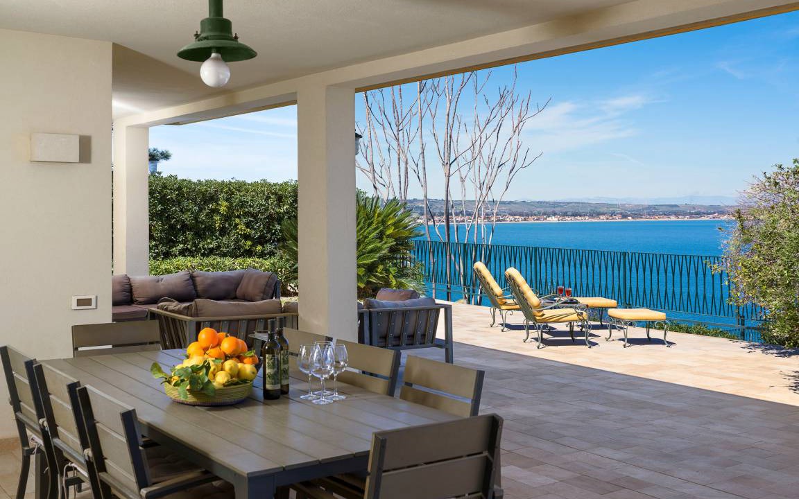 Photo of Patio Balcony in Costa Saracena-Castelluccio