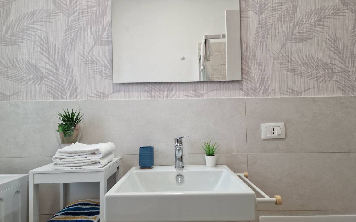 Photo of Bathroom in Brucoli