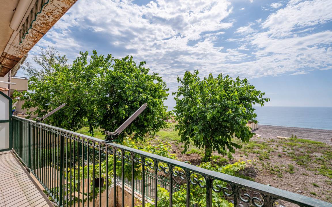Photo of Patio Balcony in Fondachello