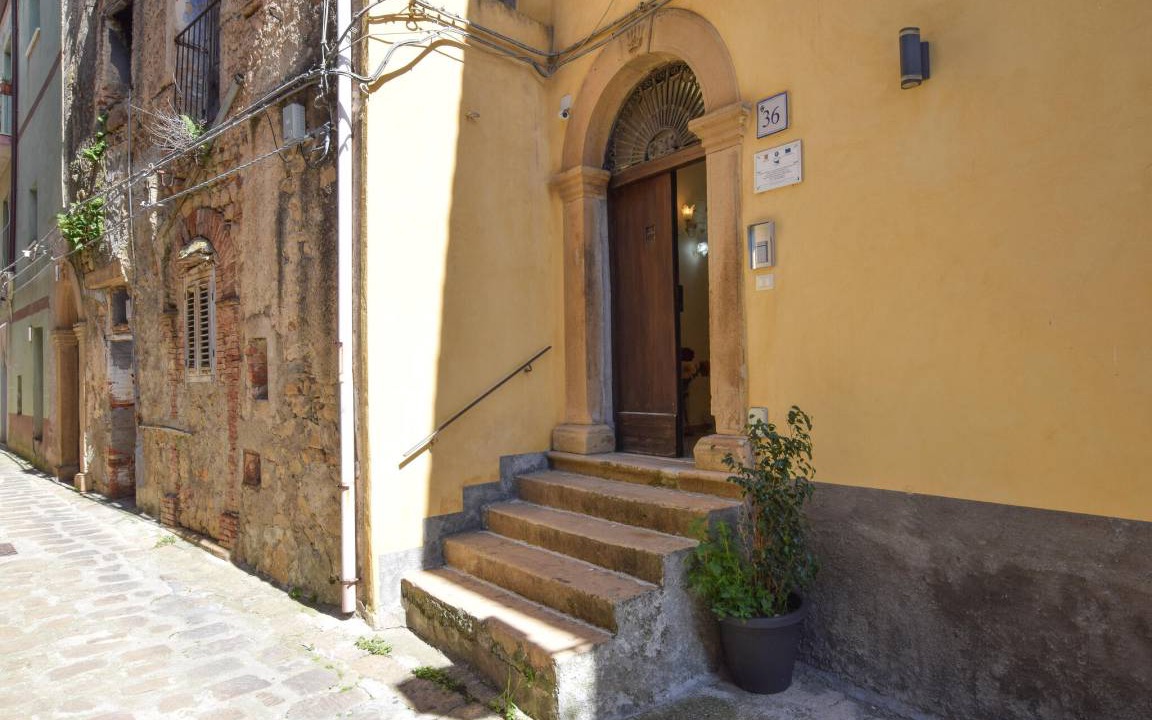 Photo of Buildings in Tusa