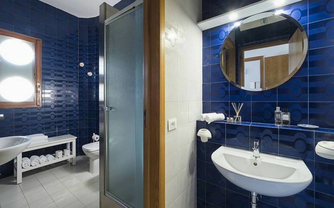 Photo of Bathroom in Nubia