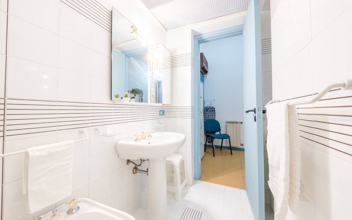 Photo of Bathroom in Pace del Mela