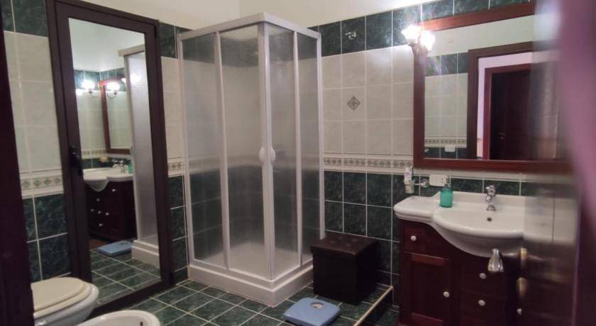 Photo of Bathroom in Villa Grazia di Carini