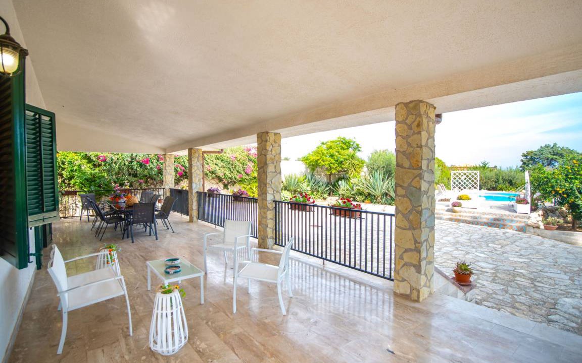 Photo of Patio Balcony in Scopello