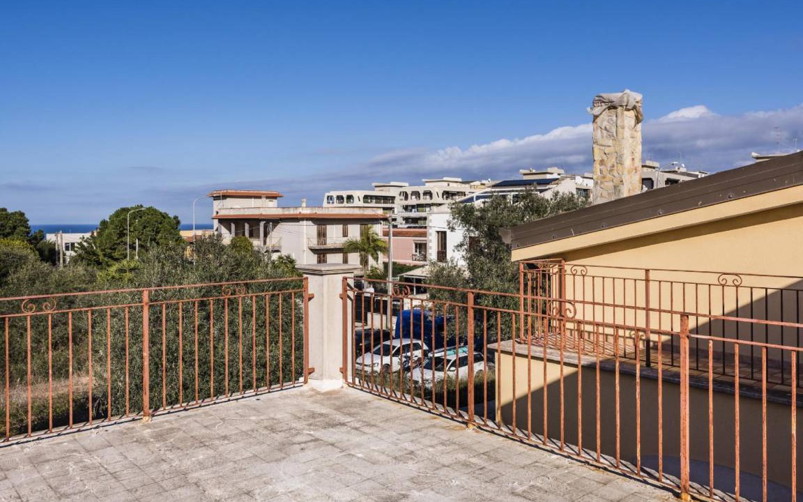 Photo of Patio Balcony in Tiche
