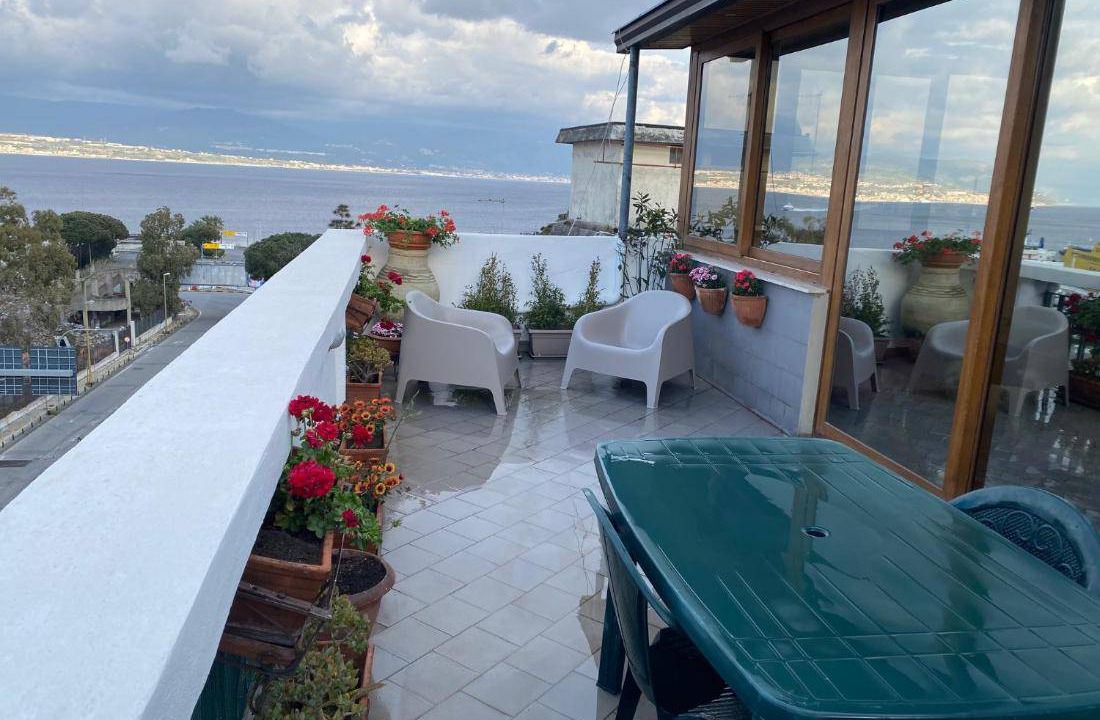 Photo of Patio Balcony in Province of Messina