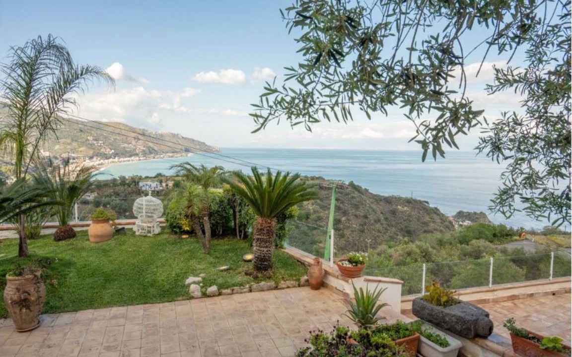 Photo of Others in Taormina