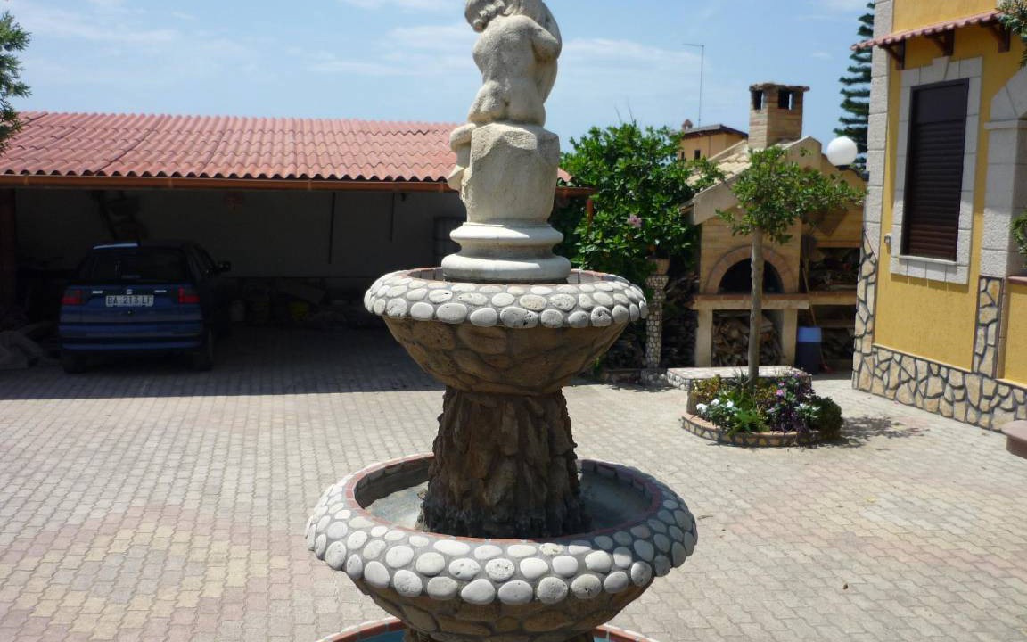 Photo of Others in Licata