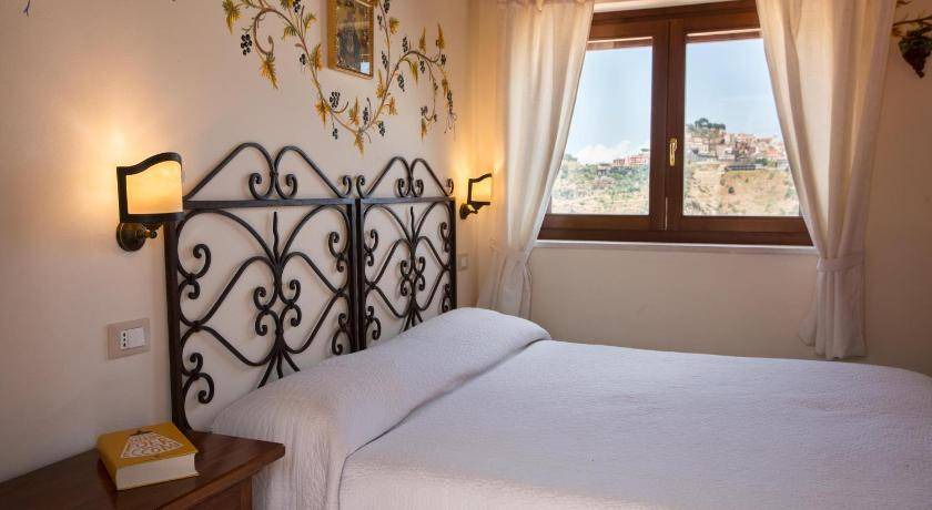 Photo of Bedroom in Castelmola