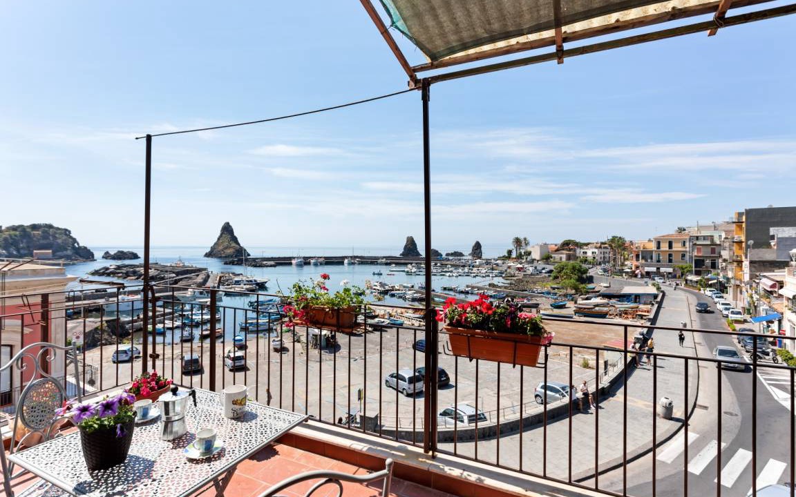 Photo of Patio Balcony in Aci Trezza