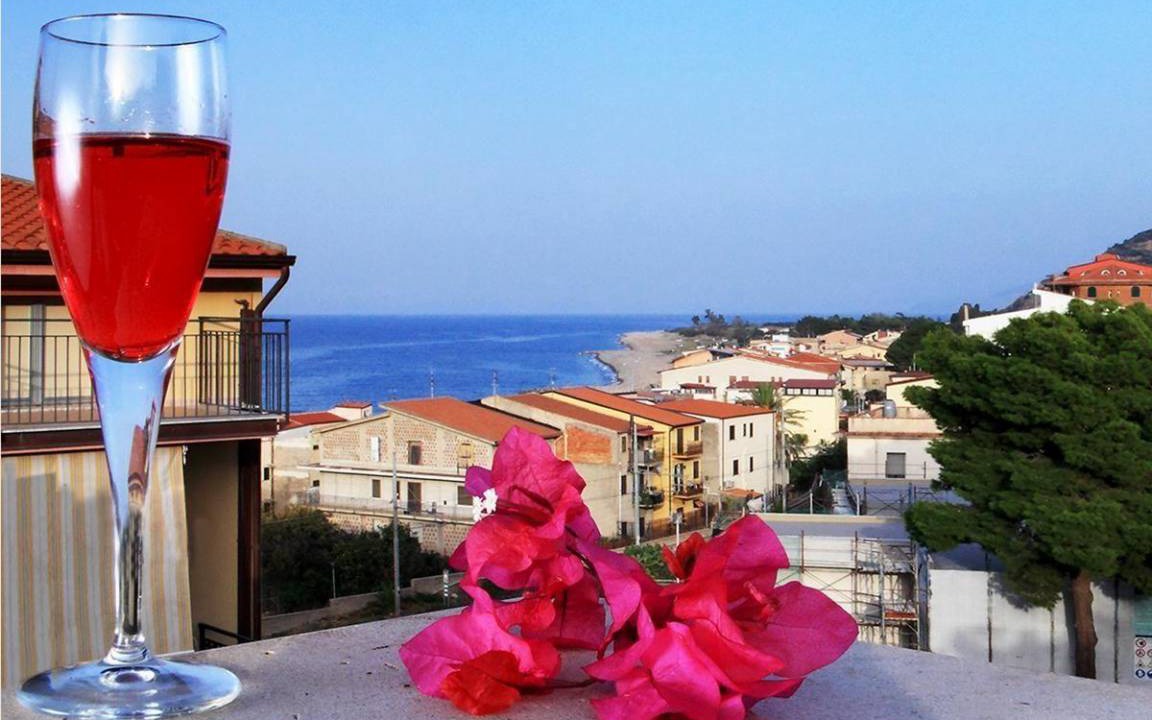 Photo of Patio Balcony in Castel Di Tusa
