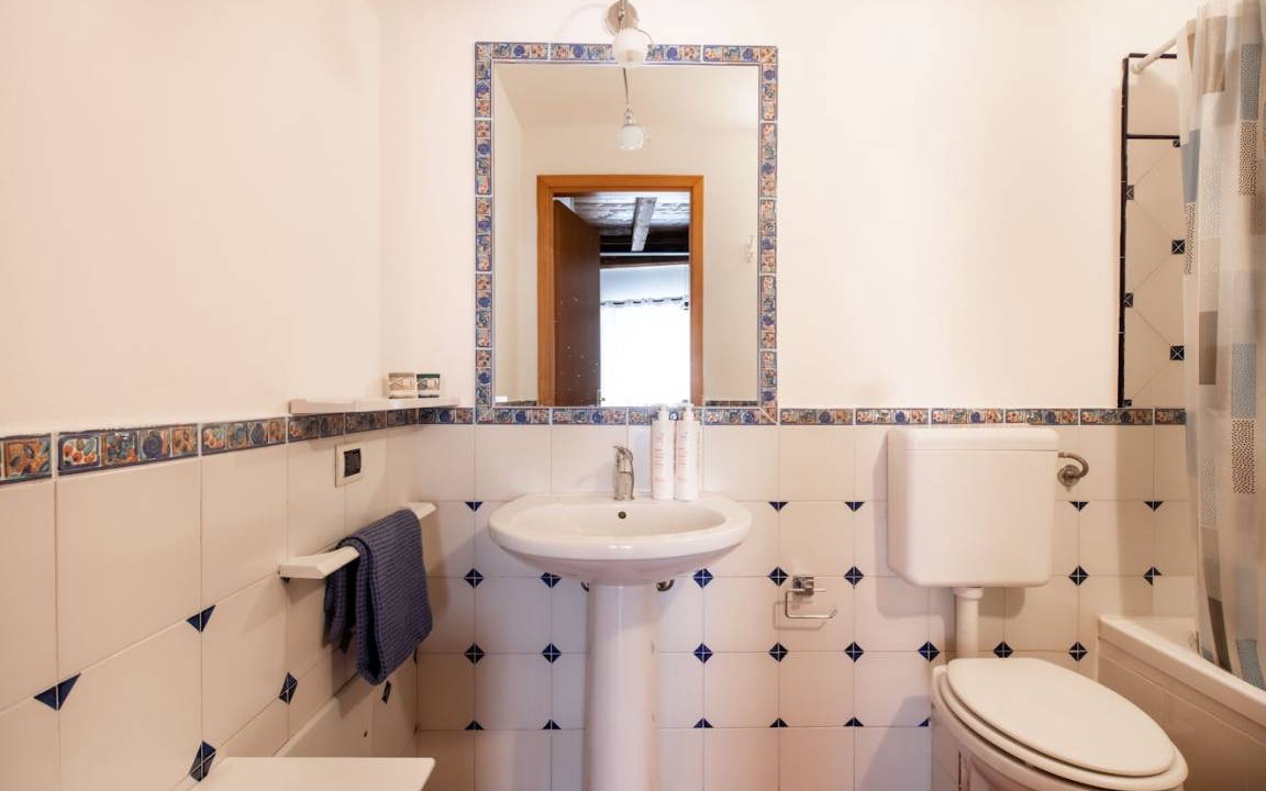 Photo of Bathroom in Castellammare Vucciria