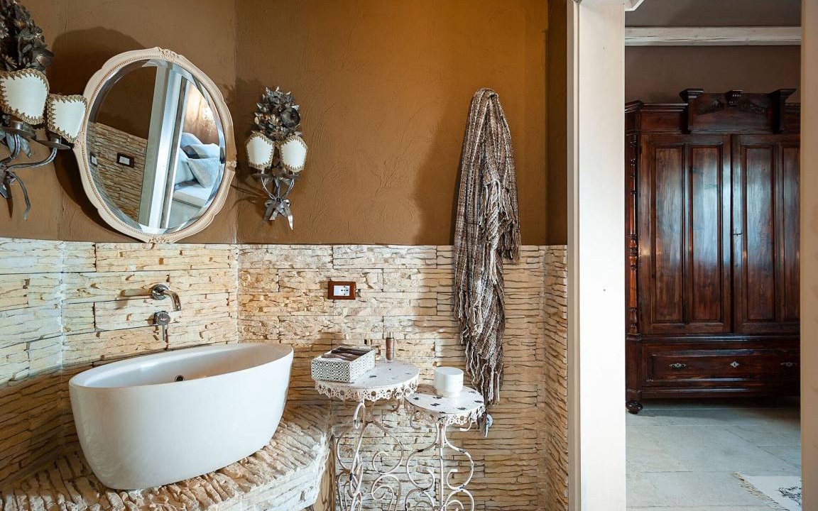 Photo of Bathroom in Marausa