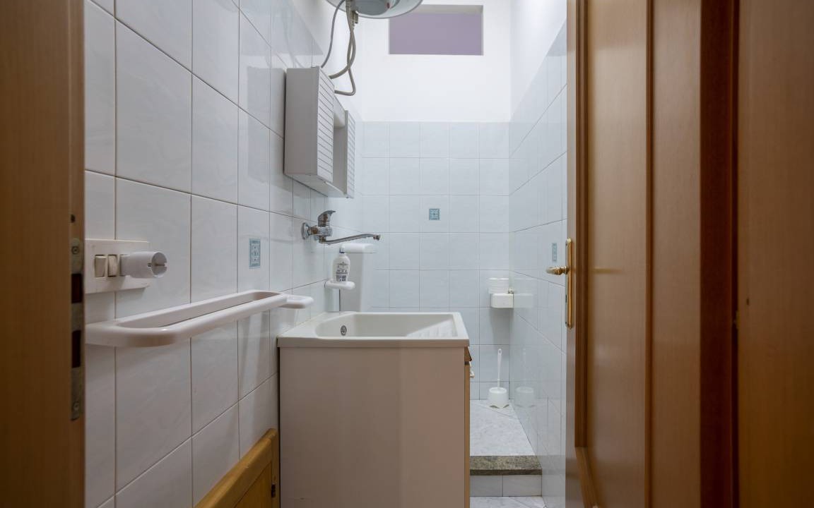 Photo of Bathroom in Capri Leone