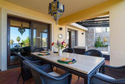 Photo of Patio Balcony in Mazzaro
