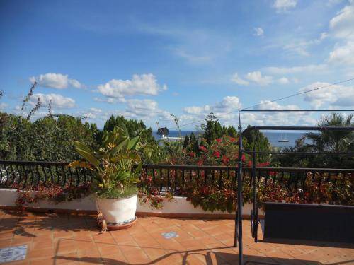 Photo of Patio Balcony in Stromboli