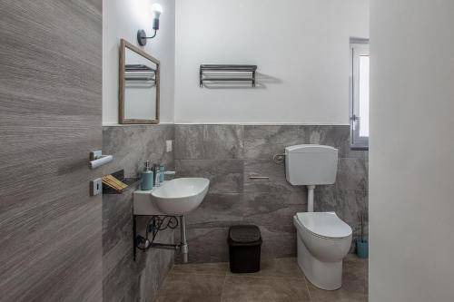 Photo of Bathroom in Favara