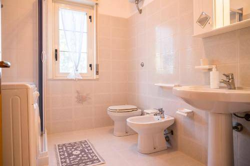 Photo of Bathroom in Cammarata