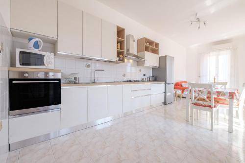 Photo of Kitchen in Santa Teresa di Riva
