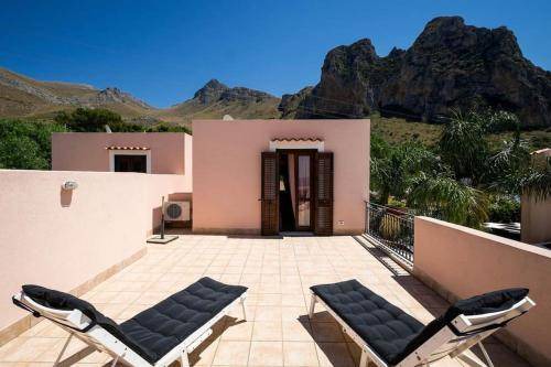 Photo of Patio Balcony in Macari